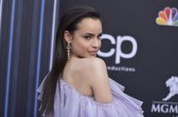 Sofia Carson Longsleeve T-shirt #3831522