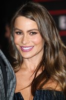 Sofia Vergara Longsleeve T-shirt #3012808