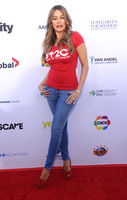 Sofia Vergara Longsleeve T-shirt #3811823