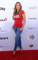 Sofia Vergara Longsleeve T-shirt #3811826