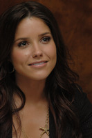 Sophia Bush Longsleeve T-shirt #2228382