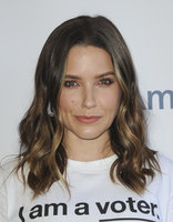 Sophia Bush Longsleeve T-shirt #3815602