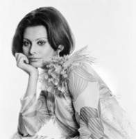 Sophia Loren Longsleeve T-shirt #1537376