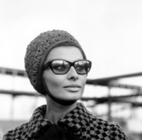 Sophia Loren Longsleeve T-shirt #1537381