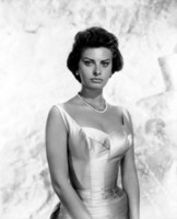 Sophia Loren Longsleeve T-shirt #1537382