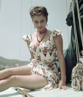 Sophia Loren Longsleeve T-shirt #2112139