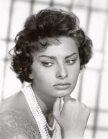 Sophia Loren Longsleeve T-shirt #2587382