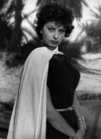 Sophia Loren Sweatshirt #2669189