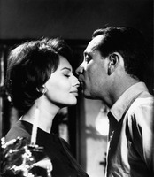 Sophia Loren tote bag #G911349