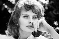 Sophia Loren Sweatshirt #2669260