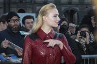 Sophie Turner Longsleeve T-shirt #3316372