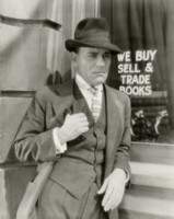 Sr., Lon Chaney Longsleeve T-shirt #1537445