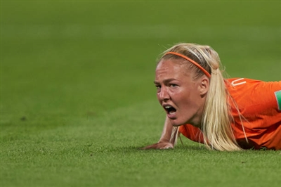 Stefanie Van Der Gragt posters