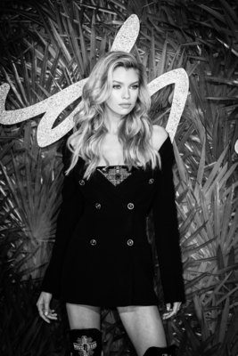 Stella Maxwell posters