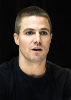 Stephen Amell Sweatshirt #2824892