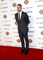 Stephen Amell tote bag #G2375585