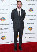 Stephen Amell Sweatshirt #3758332