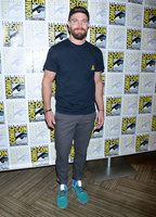 Stephen Amell Sweatshirt #3808777