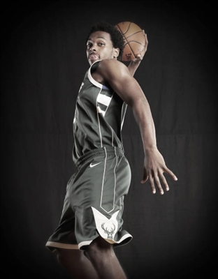 Sterling Brown Poster 3379179