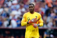 Steve Mandanda longsleeve t-shirt #3355708