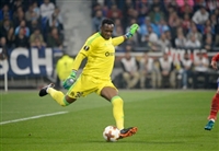 Steve Mandanda longsleeve t-shirt #3461754