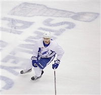 Steven Stamkos Longsleeve T-shirt #3528571