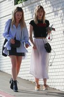 Suki Waterhouse hoodie #2807150