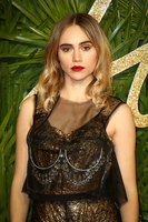 Suki Waterhouse Sweatshirt #2949205