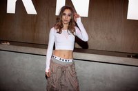 Suki Waterhouse Sweatshirt #3868577