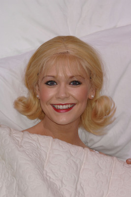 Suzanne Shaw Poster 2079765