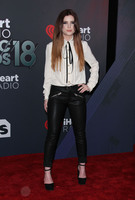 Sydney Sierota mug #G1403231