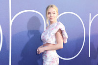 Sydney Sweeney Longsleeve T-shirt #3861010