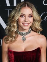 Sydney Sweeney Longsleeve T-shirt #3861133