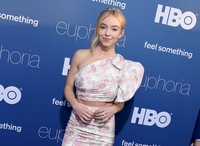 Sydney Sweeney Longsleeve T-shirt #3861159