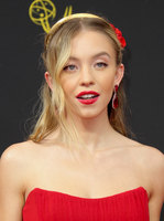 Sydney Sweeney mug #G2499111
