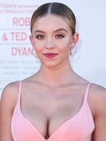Sydney Sweeney mug #G2499377