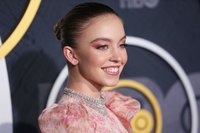 Sydney Sweeney mug #G2499407