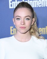 Sydney Sweeney Sweatshirt #3929757