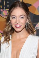 Sydney Sweeney Sweatshirt #3929776