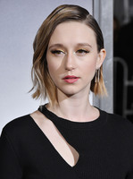 Taissa Farmiga t-shirt #3752325