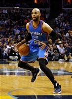 Taj Gibson Sweatshirt #3397345