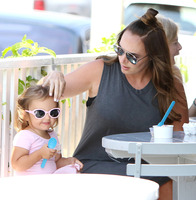 Tamara Ecclestone tote bag #G956834