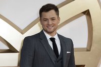 Taron Egerton Longsleeve T-shirt #2766903