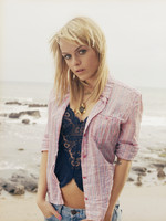 Taryn Manning longsleeve t-shirt #2122262