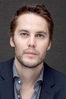 Taylor Kitsch Longsleeve T-shirt #2365052