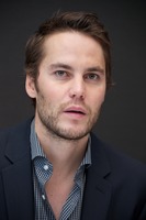 Taylor Kitsch Longsleeve T-shirt #2431204