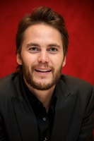 Taylor Kitsch Longsleeve T-shirt #2431205