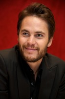 Taylor Kitsch Longsleeve T-shirt #2431217