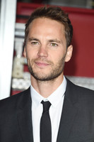 Taylor Kitsch Sweatshirt #2782528