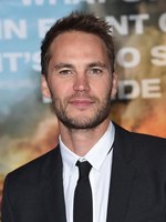 Taylor Kitsch Sweatshirt #2782596